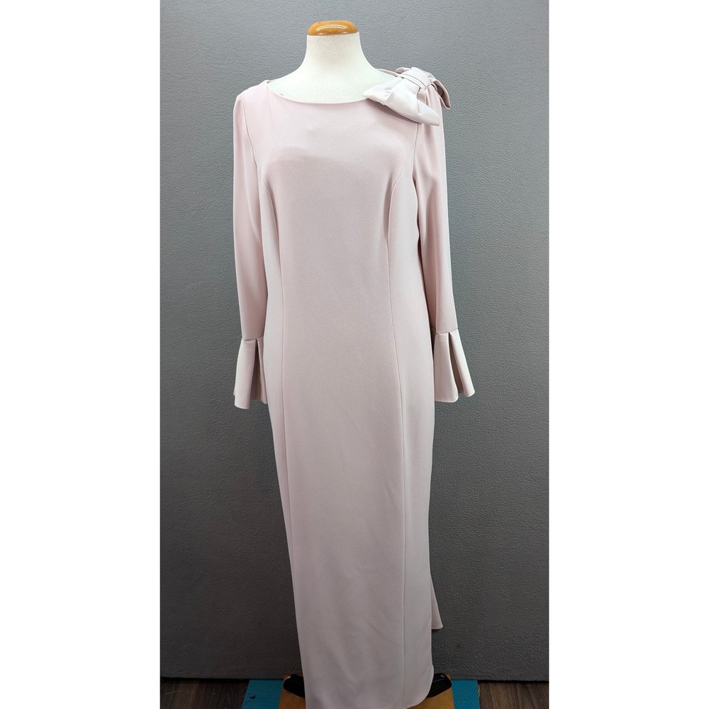Elegant Pink Maxi Dress - Picture 3 of 12